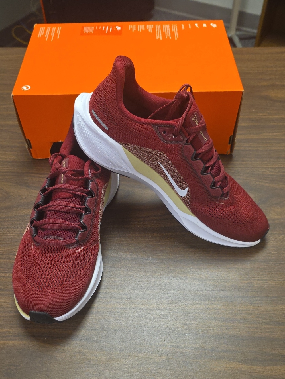 Nike Air Zoom Pegasus 'Florida State' IB3255-600 Men's 10/Women's 11.5 New
